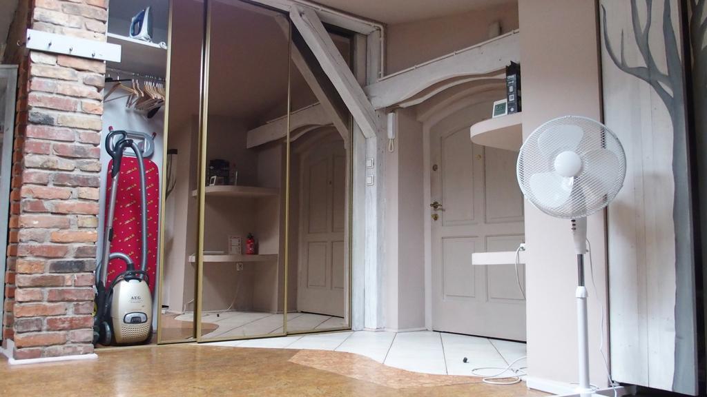 Flat In Central Poznan Apartment ห้อง รูปภาพ